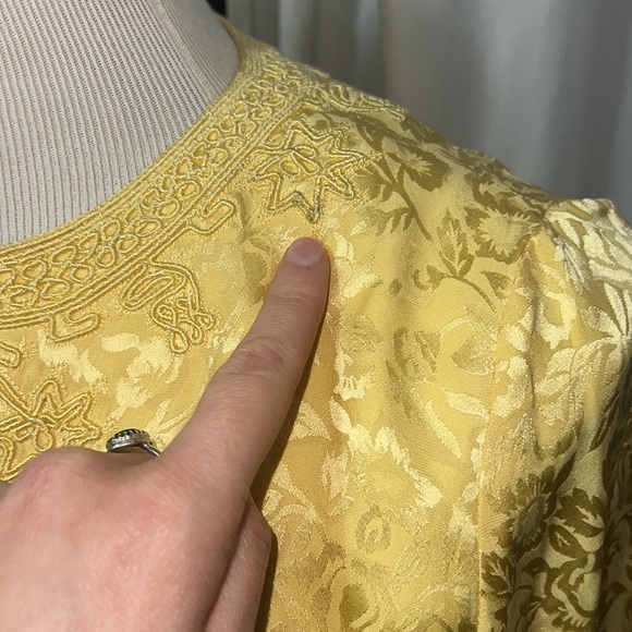 Oscar de la Renta Vintage Yellow Silk Caftan and Pant Set, brand new with tags - Picture 8 of 16